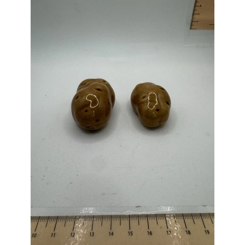 Vintage‎ Potato Salt and Pepper Shakers